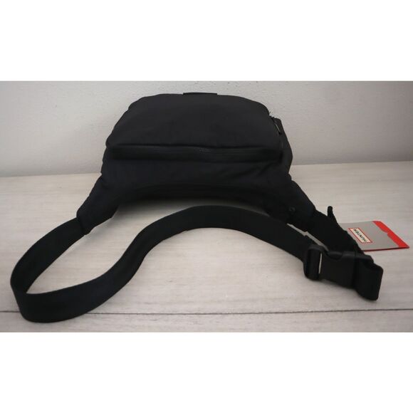 Hunter Unisex Large Black Nylon Commute Shoulder Bag w/Adjustable Webbing Strap - Picture 15 of 16